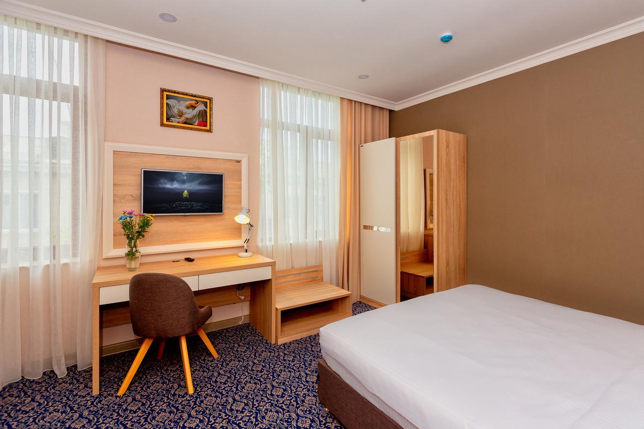 Metro City Hotel Baku Exterior foto